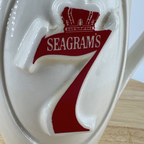 Seagrams 7 Crown Whiskey Ceramic Bar Pitcher 7" Tall VTG Barware Pub Bar - Picture 2 of 14